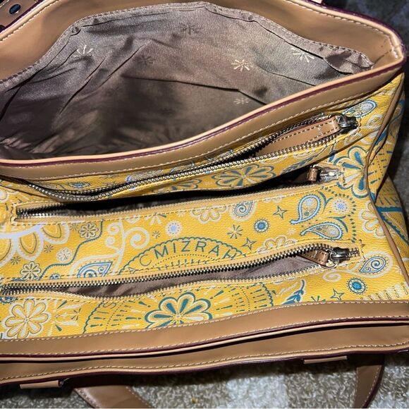 Isaac Mizrah yellow purse - Picture 3 of 7